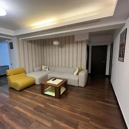 Appartement Large 2 Bedroom Soseaua Nordului