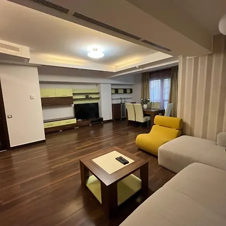 Apartment Large 2 Bedroom Soseaua Nordului Bucharest
