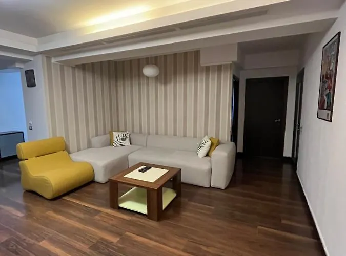 דירה Large 2 Bedroom Soseaua Nordului