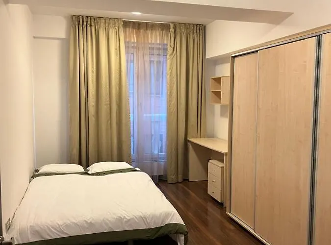 Apartment Large 2 Bedroom Soseaua Nordului *